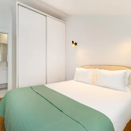 Whome Comfortable Family In Appartement Lissabon