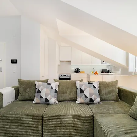Whome Comfortable Family In Appartement